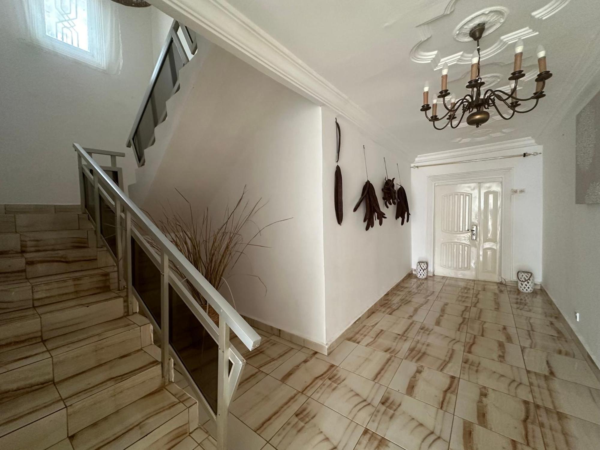 Fhs Foundation House Bijilo Buitenkant foto