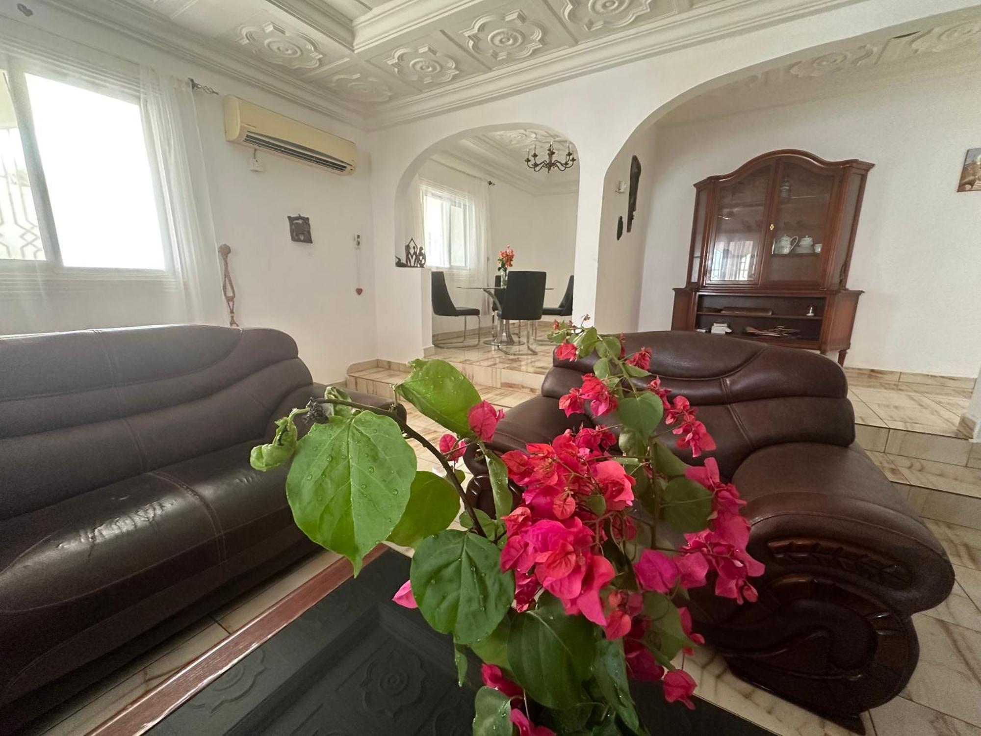 Fhs Foundation House Bijilo Buitenkant foto